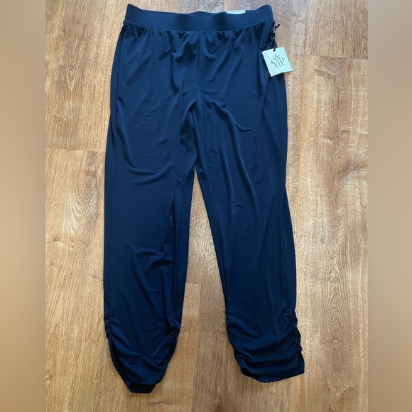 Chico's Pants - Chico’s the KNIT KIT ultimate for ankle pants